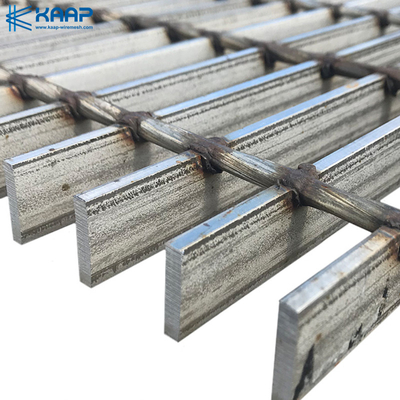 Reja galvanizada de la barra de acero para el material de construcción de la construcción